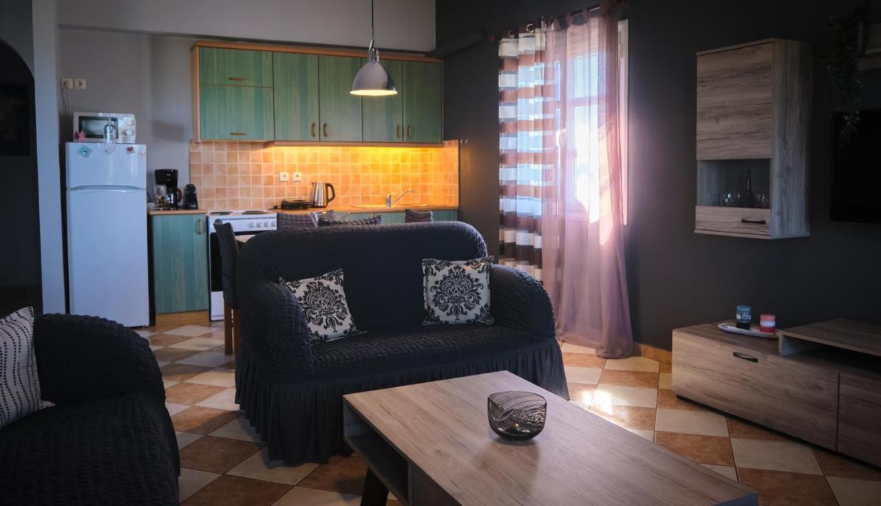 Vretti'S Apartment Fratsia Eksteriør billede